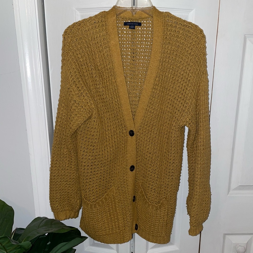 AE Cardigan